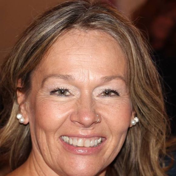 Meet your Posher, Wendi - Picture 1 of 1